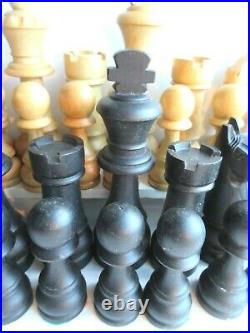 2b4 32 pions de jeu d'échec Art Déco en buis blond et buis noirci