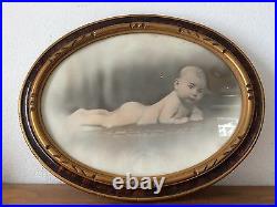 Ancien Cadre ovale bois décoré année 1915 photo enfant bébé d'époque colorée
