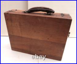 Ancien Coffret de Peintre 31x24Cm avec Palette Modéle Déposé circa 1920-30 Ancien Coffret de Peintre 31x24Cm avec Palette Modéle Déposé circa 1920-30