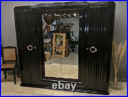 Armoire Art Déco en bois patiné noir années 30-40 meuble penderie étagère