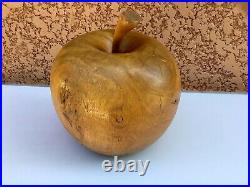 Art Deco Ancienne Sculpture Vintage Grosse Pomme en bois Tournée verni Apple