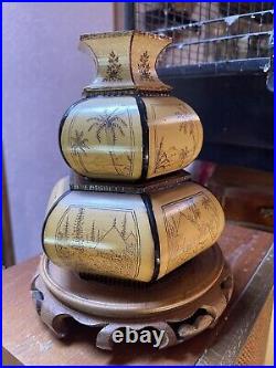 Art d'Asie Vase pagode en bambou assemblé sur socle bois