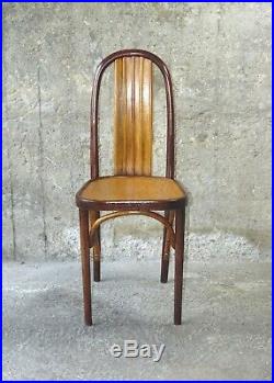 Chaise Bistrot Horgen Glarus vers 1925 assise bois (no Thonet)