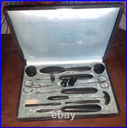 Coffret necessaire de manucure art déco en ébène flaconnet tire-bouchon