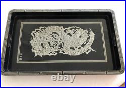 Grand Plateau en Bois Laqué Noir Décor de Dragon Art Déco 1930