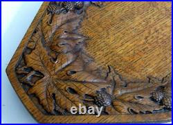 Grande et belle coupe bois sculpté châtaignier décor framboisier Art Déco signée