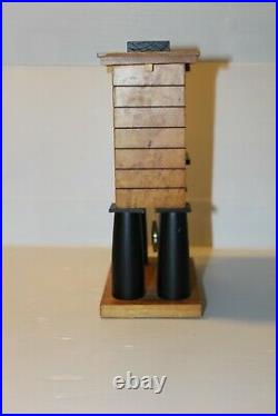 Horloge à pendule de table en placage de bois MANTEL CLOCK By Alessi Designer
