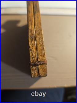 Icône Chrétienne Éthiopienne Dyptique en Bois Peint à la Main Sculpté au Rev Icône Chrétienne Éthiopienne Dyptique en Bois Peint à la Main Sculpté au Rev
