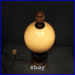 Lampe d'époque Art Déco en Ébène et Oeuf H. 45cm Ancienne. 1930