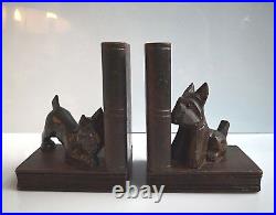 Paire De Serre-livres Aux Scottish Terriers Sculpture Art Deco Cubiste