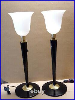 Paire de 2 Belles lampes art déco MAZDA ou autre LAQUE NOIRE ET LAITON bois mass