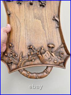 Plateau en bois sculpté art nouveau fleurs et insectes Plateau en bois sculpté art nouveau fleurs et insectes