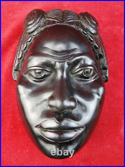 Sculpture Art-Déco Paire de visages Ebène 1925