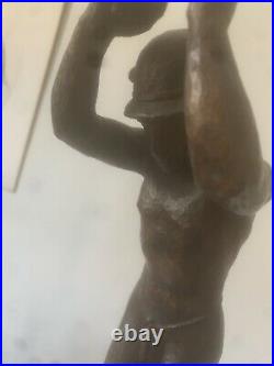 Sculpture Bois Homme Sur Socle Boule Métal Metal Art Deco Vintage