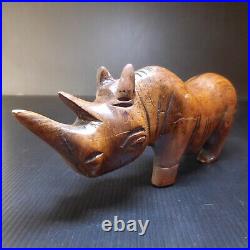 Sculpture statue rhinocéros bois vintage art déco ethnique 1942 Afrique N7672