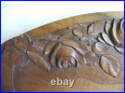 Superbe grand plateau de service en bois fruitier sculpté Art Nouveau-Signé Elie