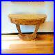 Une_console_Art_Deco_demi_lune_en_loupe_d_orme_avec_motifs_en_bois_d_hetre_01_gl
